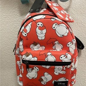 Baymax Loungefly Backpack and cardholder